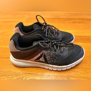 Reebok Instalite Run Shoes [Womens 7.5 | Pink & Black]